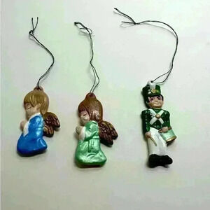 Miniature Ceramic Soldier (1) And 2 Angel Ornaments‎
